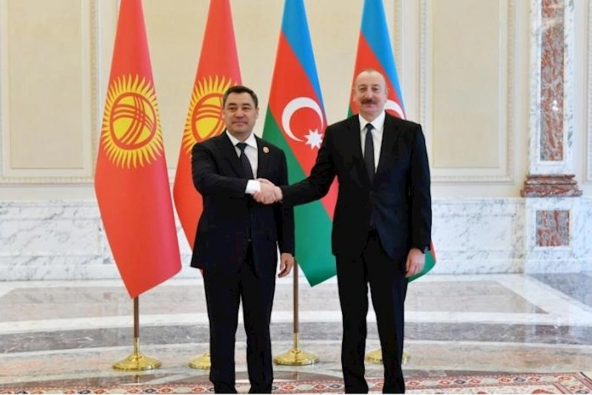 İlham Əliyev Qırğızıstan Prezidenti ilə görüşüb