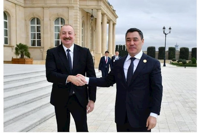 İlham Əliyev Qırğızıstan Prezidenti ilə görüşüb