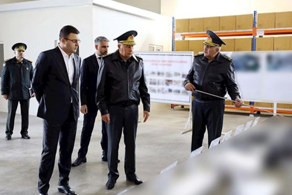 Kərim Vəliyevlə Aqil Qurbanov hərbi hissəyə baxış keçirdi