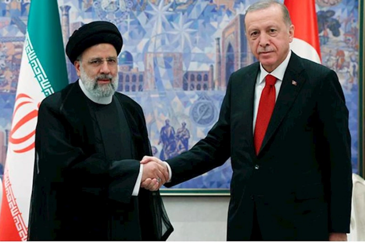 Ərdoğan Rəisi ilə Qəzzanı müzakirə etdi