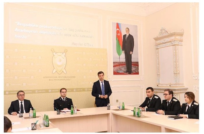 Baş Prokurorluqda media nümayəndələri üçün interaktiv təlim keçirildi — FOTOLAR Baş Prokurorluqda media nümayəndələri üçün interaktiv təlim keçirildi — FOTOLAR