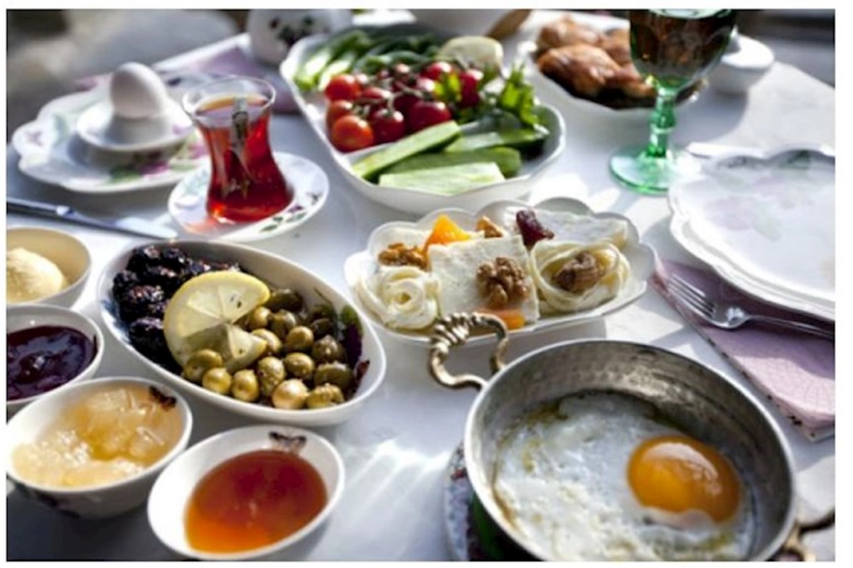 Ən bahalı səhər yeməyi seti olan restoranlar — QİYMƏTLƏR