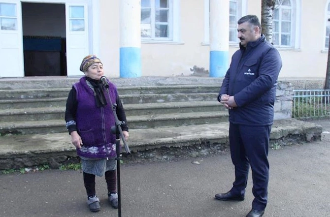 “Açıq mikrofon” Quşçu kəndində — FOTO