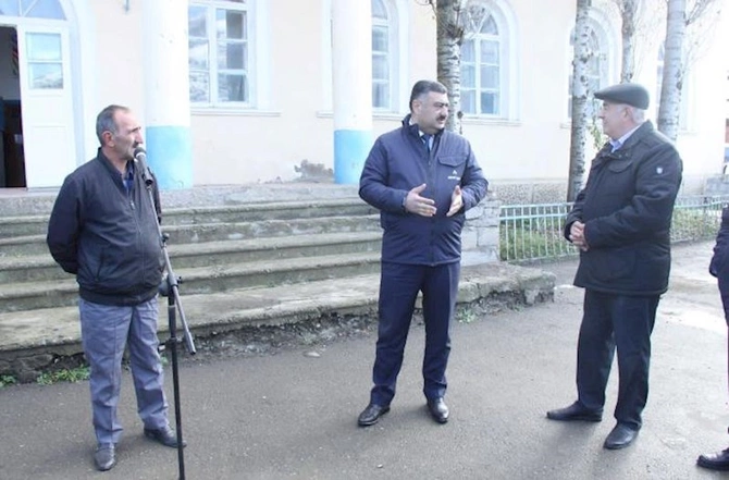 “Açıq mikrofon” Quşçu kəndində — FOTO
