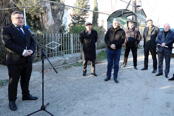 Razı olan, narazı qalan sahibkarlar Açıq mikrofonda — FOTOLAR Razı olan, narazı qalan sahibkarlar Açıq mikrofonda — FOTOLAR