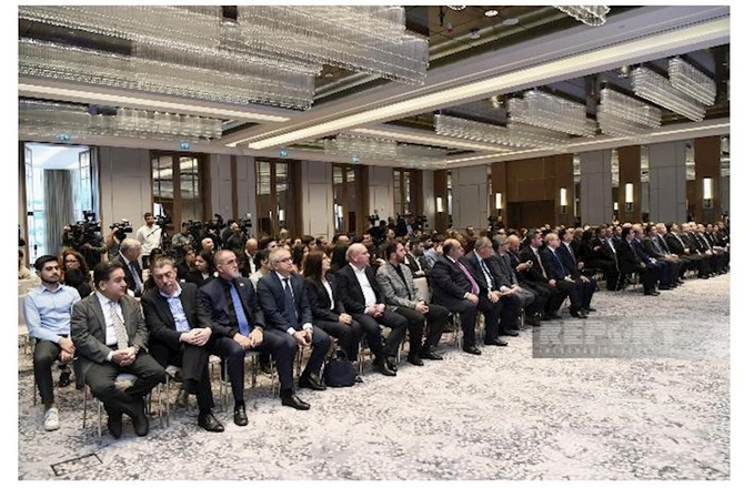 “MEDİAlab” layihəsinin hesabat konfransı keçirildi — FOTOLAR