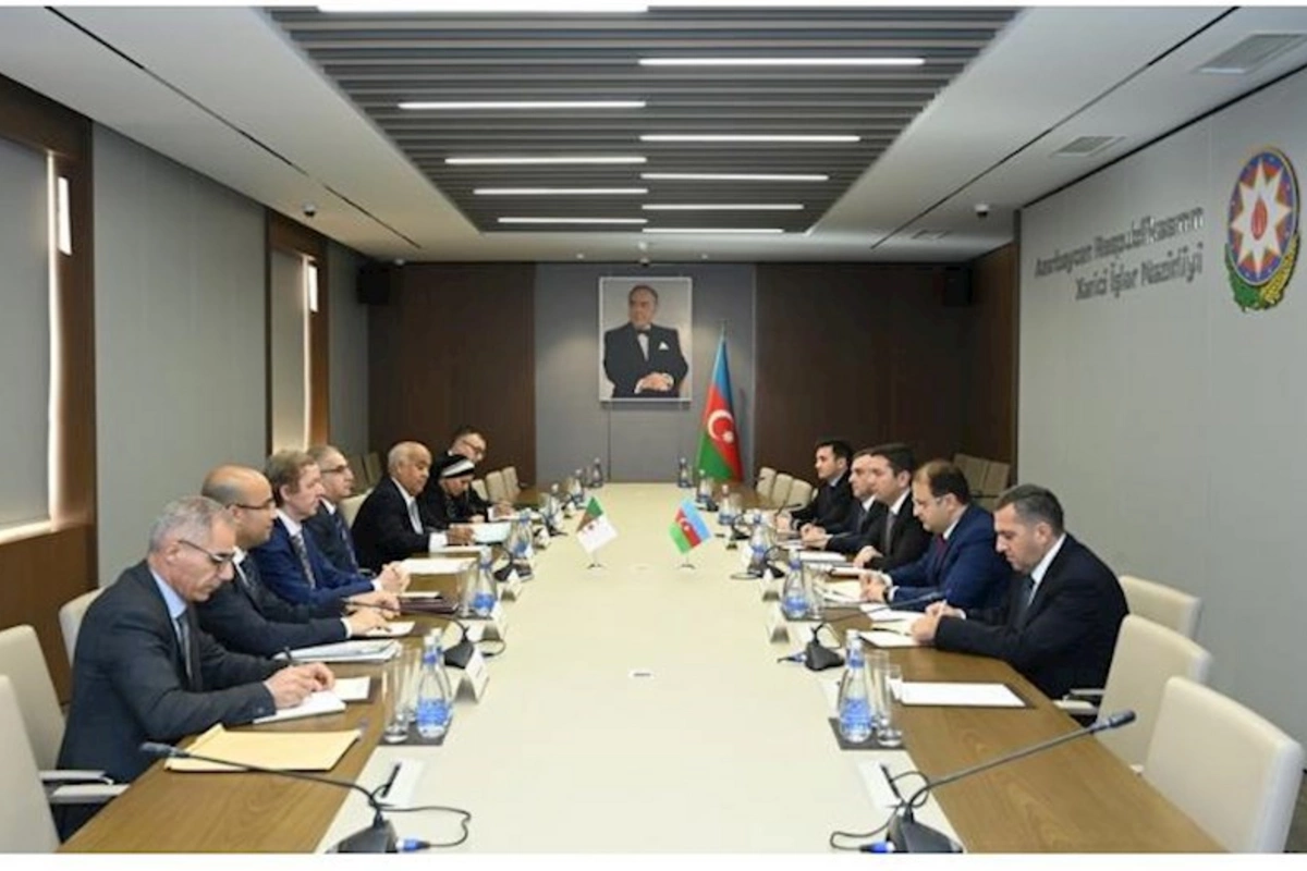 Azərbaycan və Əlcəzair XİN-ləri arasında siyasi məsləhətləşmələr aparıb
