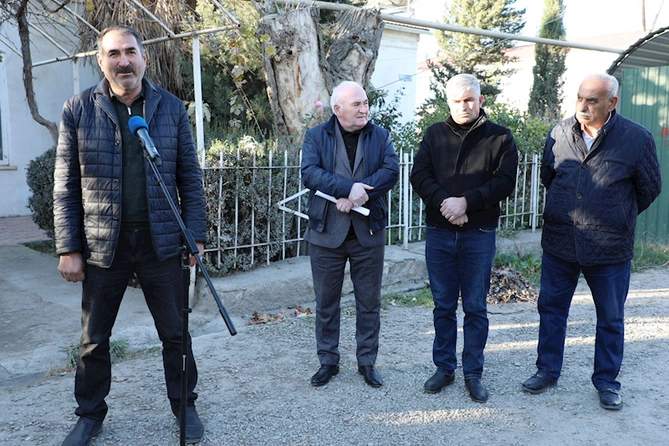 Razı olan, narazı qalan sahibkarlar Açıq mikrofonda — FOTOLAR Razı olan, narazı qalan sahibkarlar Açıq mikrofonda — FOTOLAR