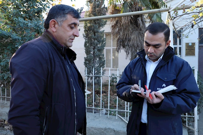 Razı olan, narazı qalan sahibkarlar Açıq mikrofonda — FOTOLAR Razı olan, narazı qalan sahibkarlar Açıq mikrofonda — FOTOLAR