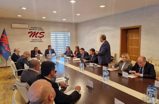 Mətbuat Şurası və MEDİA region mediasının durumunu müzakirə etdi — FOTOLAR