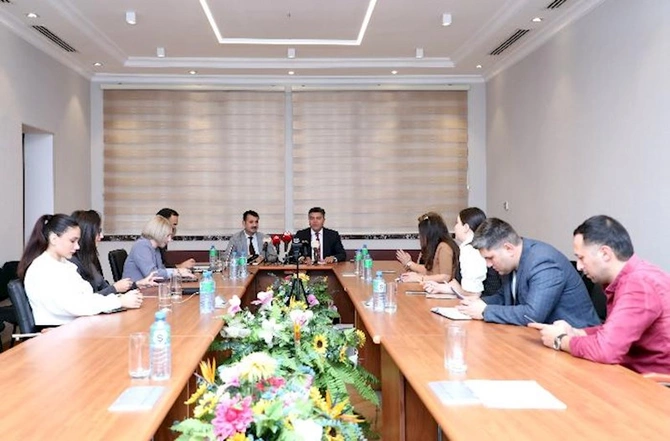 “Azəriqaz” şəhid ailələri və qazilərin müraciətlərinin sayını açıqladı “Azəriqaz” şəhid ailələri və qazilərin müraciətlərinin sayını açıqladı