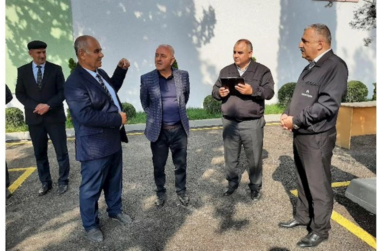 Kimi kəndin qazlaşmasını, kimi də qazlaşan kəndə mavi yanacağın verilməsini xahiş etdi — FOTOLAR