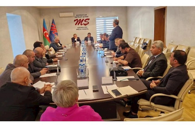 Mətbuat Şurası və MEDİA region mediasının durumunu müzakirə etdi — FOTOLAR