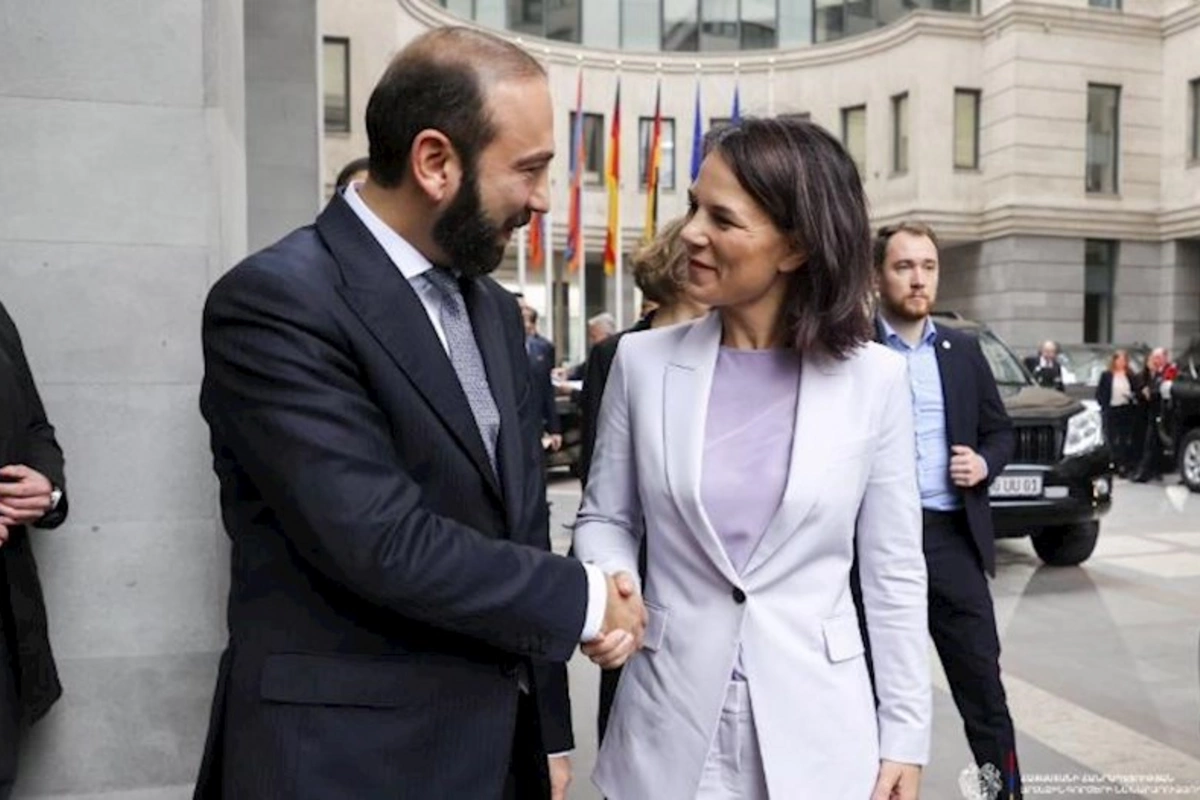 Almaniya XİN başçısı Mirzoyanla görüşdü