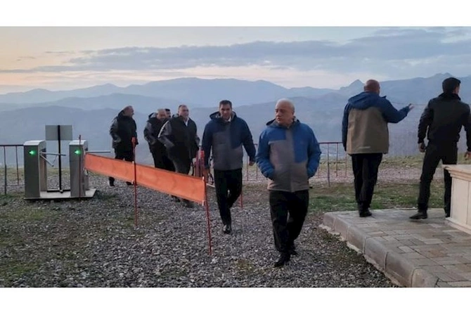 Səttar Möhbalıyev Naxçıvanda istirahət və müalicə mərkəzlərinə baxış keçirdi — FOTOLAR Səttar Möhbalıyev Naxçıvanda istirahət və müalicə mərkəzlərinə baxış keçirdi — FOTOLAR