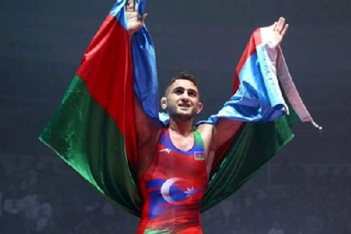 Daha 7 güləşçimiz dünya çempionatında mübarizəyə başlayır