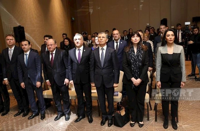 Ümumdünya İnsan Hüquqları Bəyannaməsinin 75 illiyi ilə bağlı beynəlxalq konfrans keçirilir