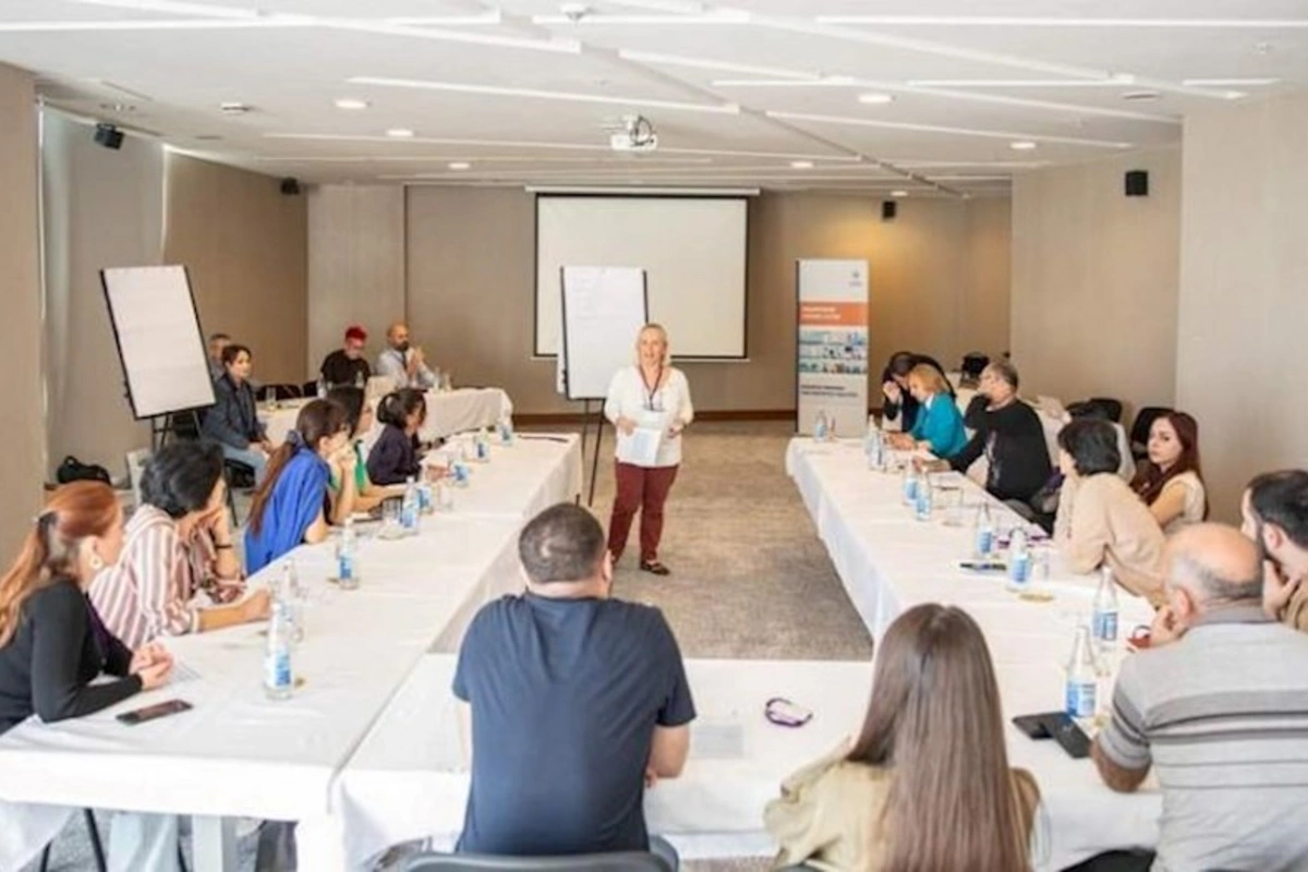 BQXK media nümayəndələri üçün seminar keçirib
