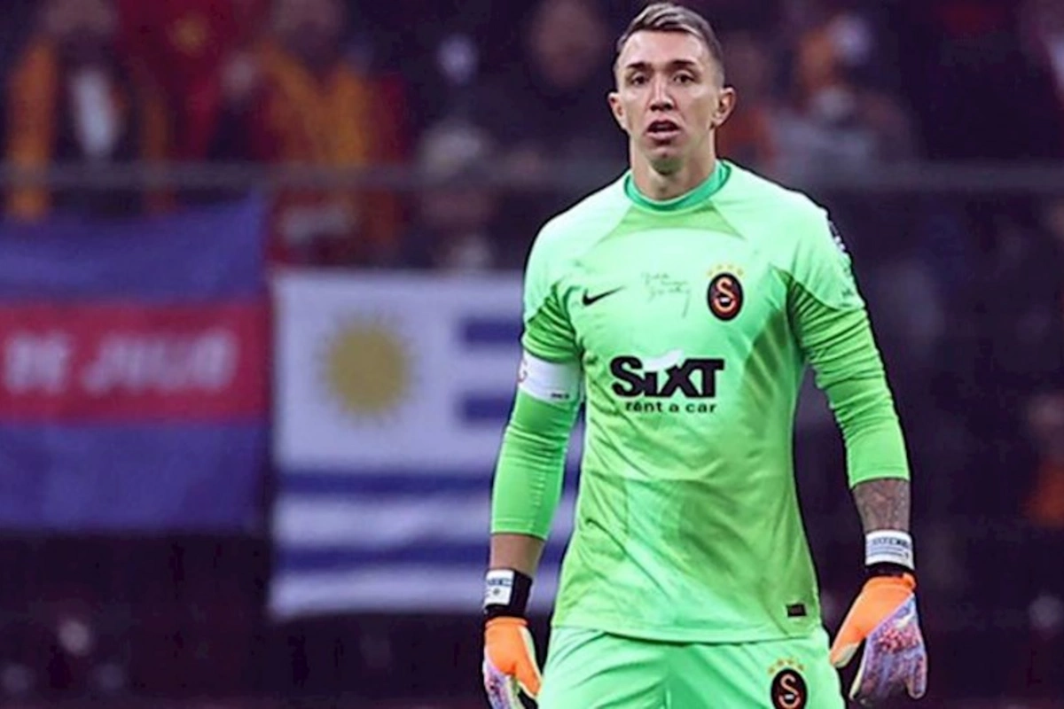 “Qalatasaray”da Muslera şoku