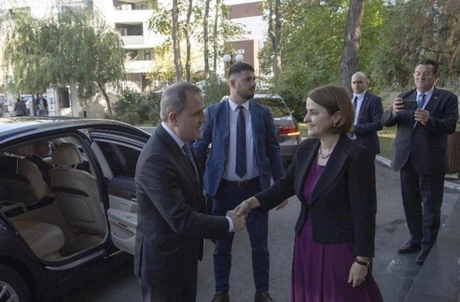 Ceyhun Bayramov Rumıniyada səfərdədir — FOTO
