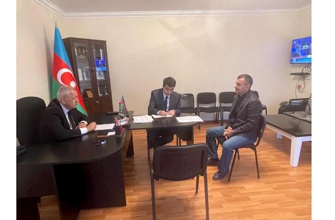 Seçicilər deputatdan işsizlik problemini parlamentdə qaldırmağı xahiş etdilər — FOTOLAR