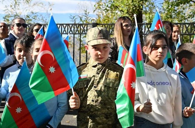 Laçında “Bayraq yürüşü” — FOTOLAR