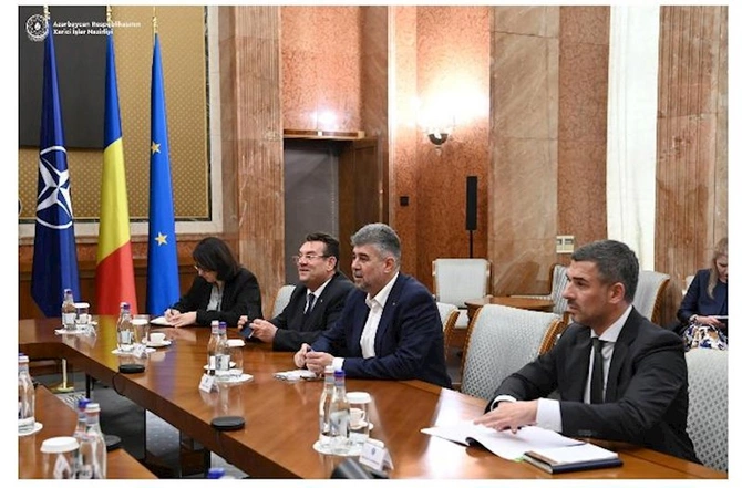 Ceyhun Bayramov Rumıniyanın Baş naziri ilə GÖRÜŞDÜ