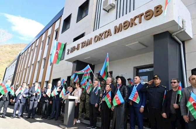 Laçında “Bayraq yürüşü” — FOTOLAR