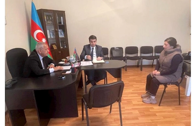 Seçicilər deputatdan işsizlik problemini parlamentdə qaldırmağı xahiş etdilər — FOTOLAR