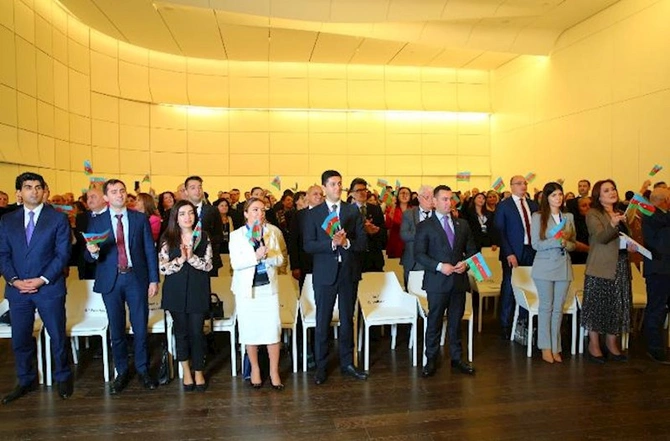 Bakıda QHT mövzusunda forum keçirildi — FOTOLAR