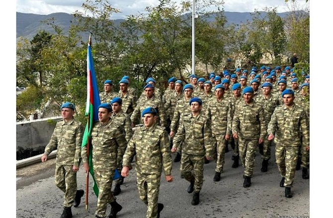 Laçında Zəfər Günü ilə bağlı yürüş keçirildi — FOTOLAR Laçında Zəfər Günü ilə bağlı yürüş keçirildi — FOTOLAR