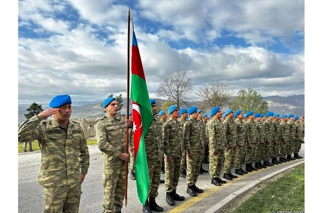 Laçında Zəfər Günü ilə bağlı yürüş keçirildi — FOTOLAR Laçında Zəfər Günü ilə bağlı yürüş keçirildi — FOTOLAR