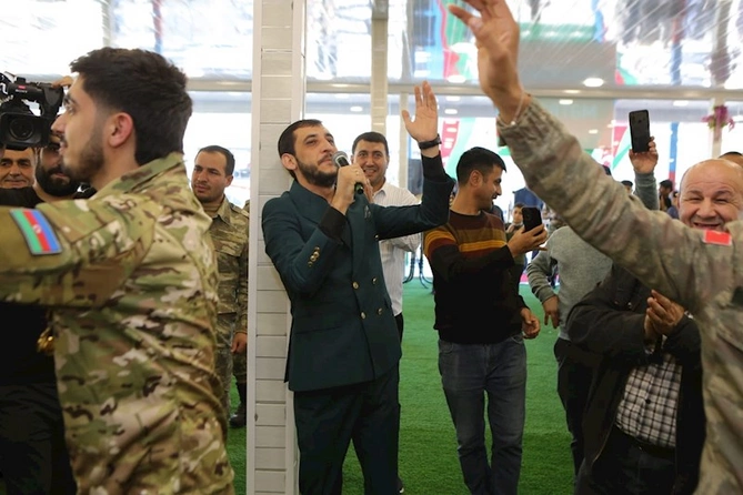 Mayak karqo şirkəti Zəfər Gününü şəhid ailələri və qazilərlə birlikdə qeyd etdi — FOTOLAR
