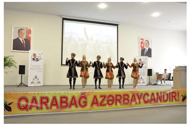 Abşeronda Zəfər Günü silsilə tədbirlərlə qeyd olunur — FOTOLAR Abşeronda Zəfər Günü silsilə tədbirlərlə qeyd olunur — FOTOLAR