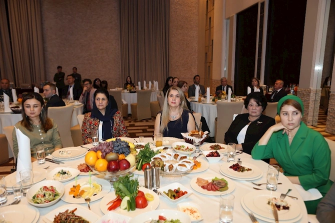 Tacikistanda Ümummilli Liderin 100 illik yubileyi və Zəfər Günü qeyd olunub