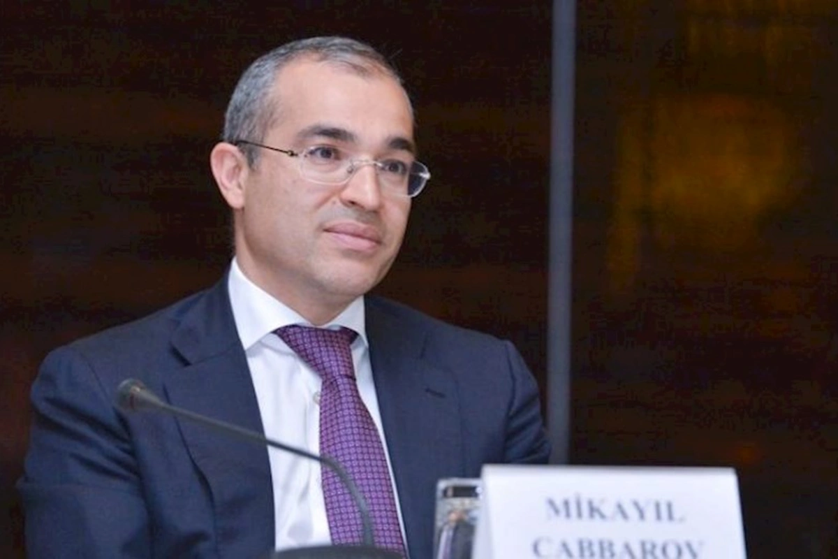 Mikayıl Cabbarov Bayraq günü münasibəti ilə paylaşım etdi