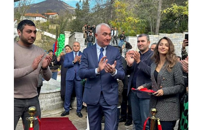 Laçında kinoteatr açıldı — FOTO Laçında kinoteatr açıldı — FOTO