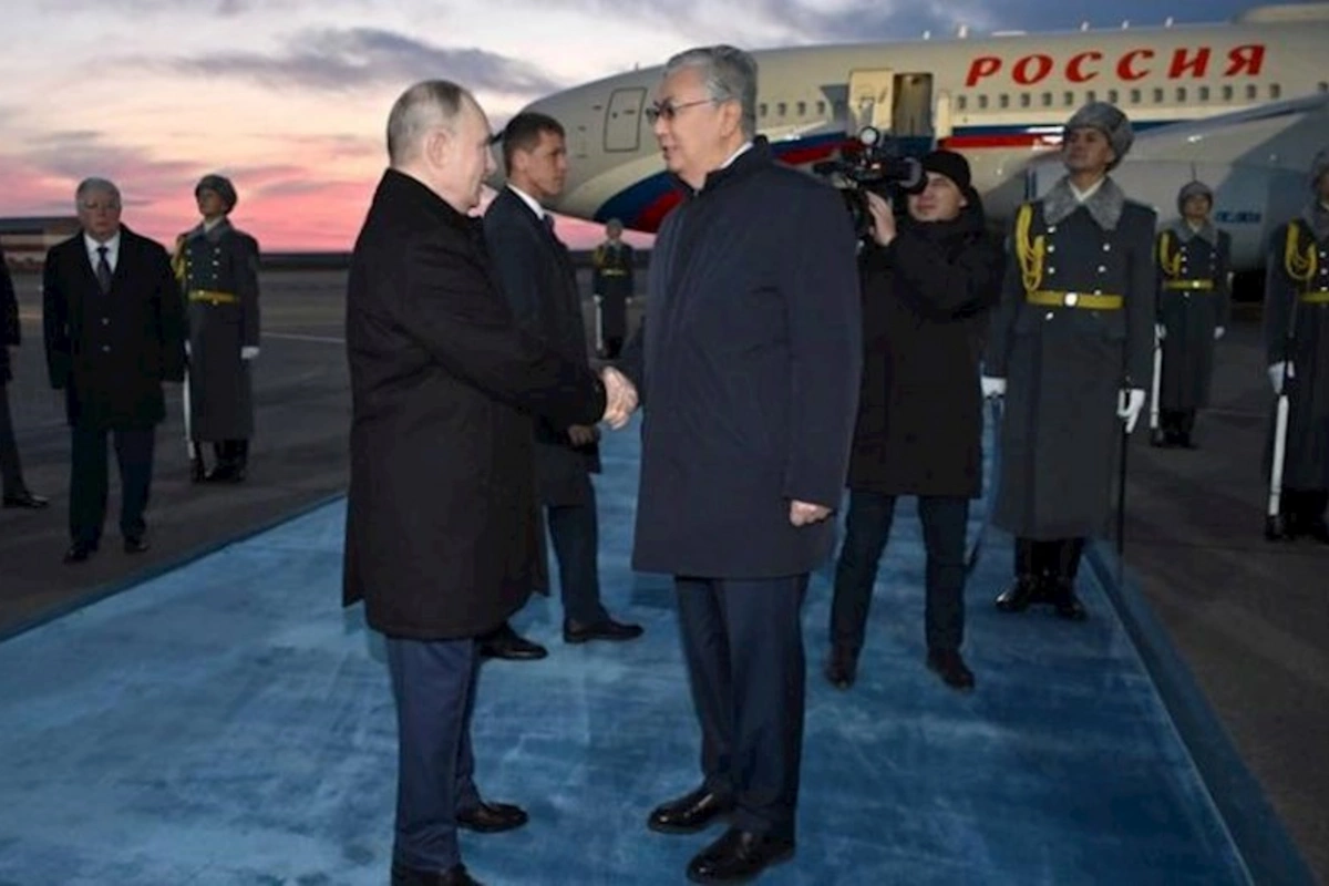 Putin Qazaxıstanda səfərdədir