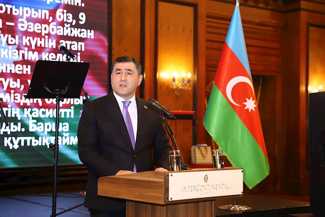 Qazaxıstanda Zəfər Günü münasibətilə tədbir keçirildi — FOTOLAR