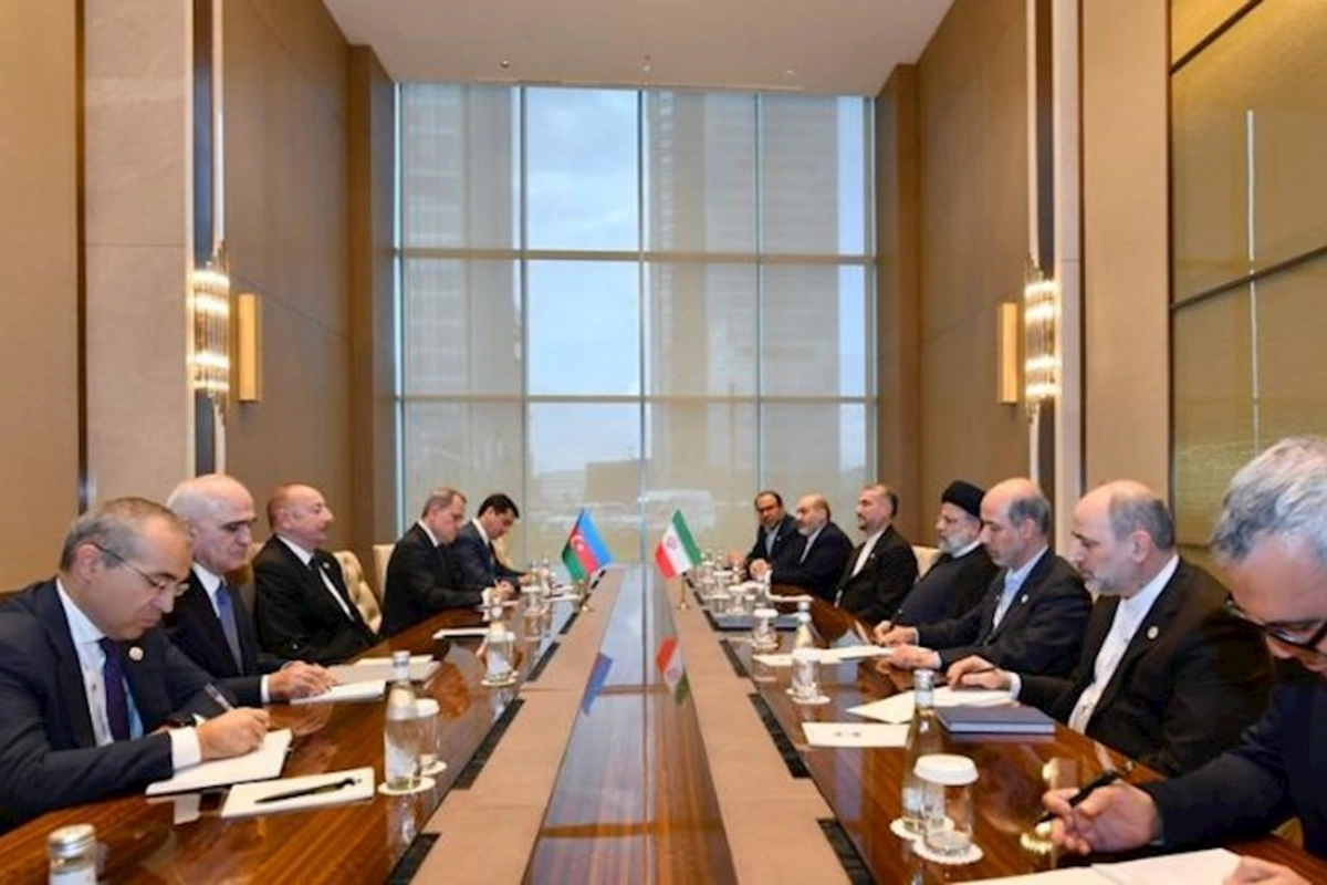 İlham Əliyev iranlı həmkarı ilə nələri müzakirə etdi...