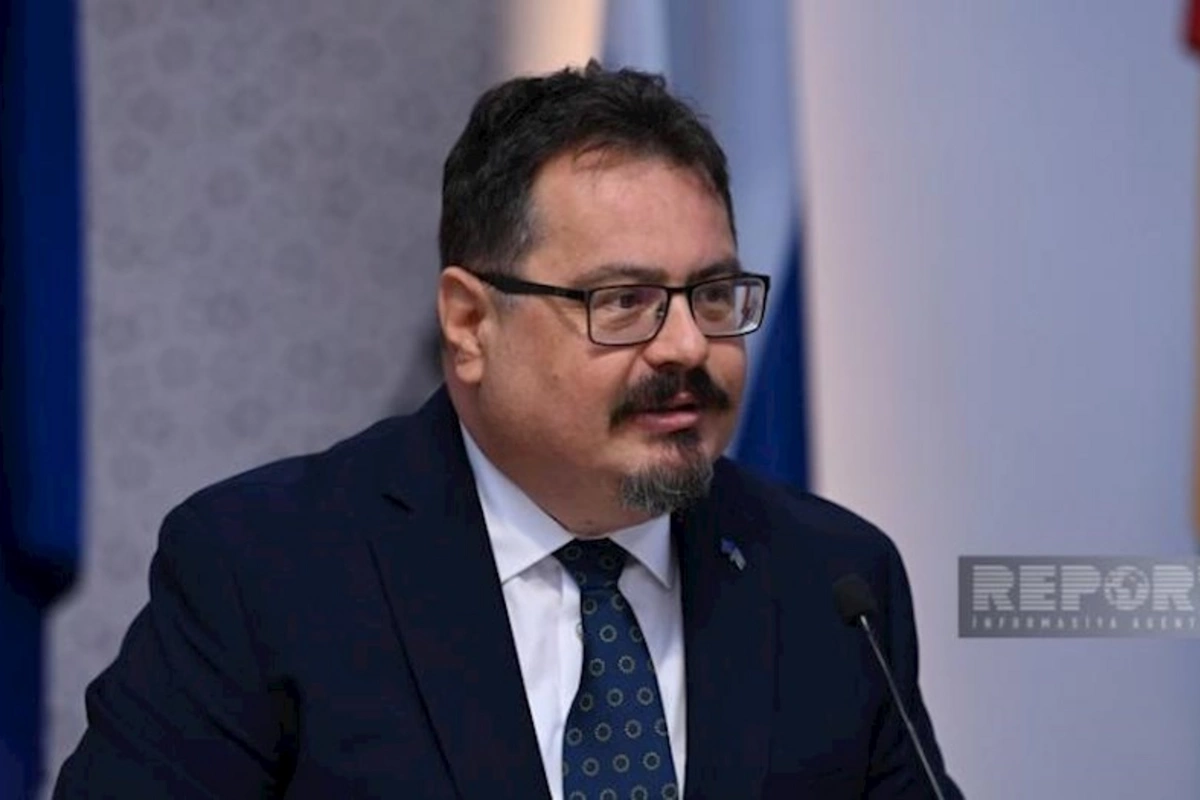 Aİ səfiri Dövlət Bayrağı Günü münasibətilə Azərbaycanı təbrik etdi