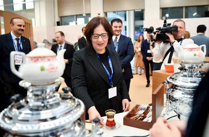 “Azerçay” ölkəmizi qürurla təmsil etməyə davam edir “Azerçay” ölkəmizi qürurla təmsil etməyə davam edir