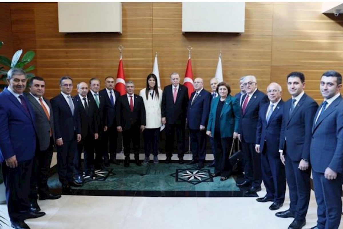 Ərdoğan azərbaycanlı deputatları qəbul edib — FOTO