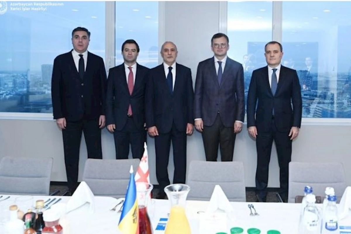 4 ölkənin XİN başçısı Brüsseldə görüşdü