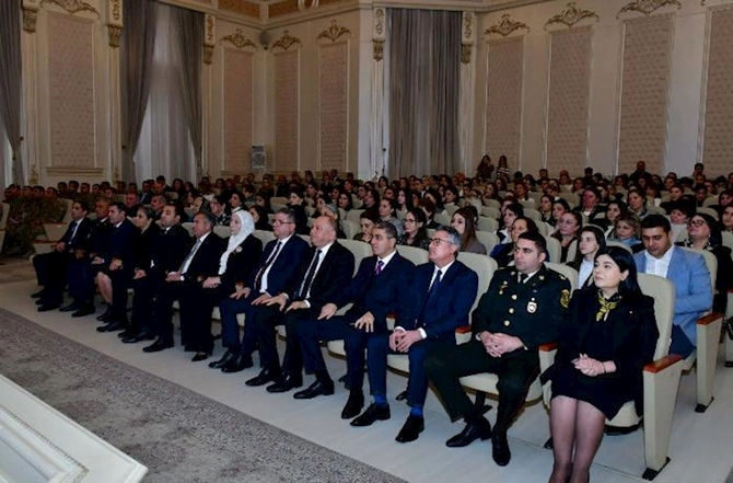 Abşeronda Heydər Əliyevin əziz xatirəsi dərin ehtiramla yad edildi — FOTOLAR