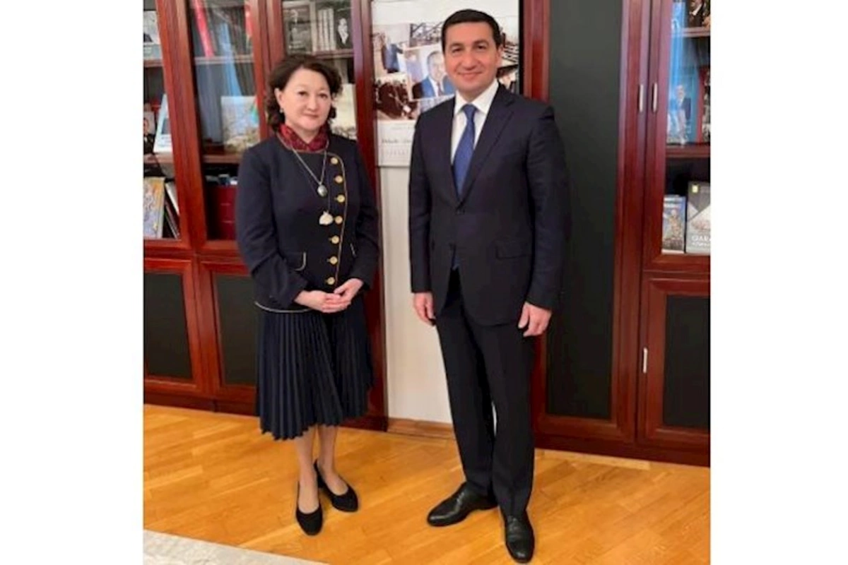 Hikmət Hacıyev Türk Mədəniyyəti və İrsi Fondunun prezidenti ilə görüşüb