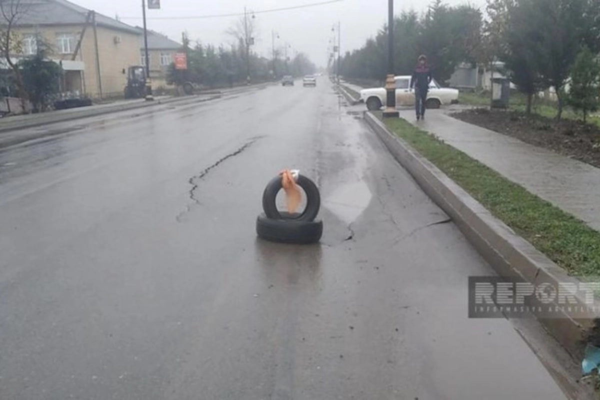 Cəlilabadda yolun bir hissəsi çöküb