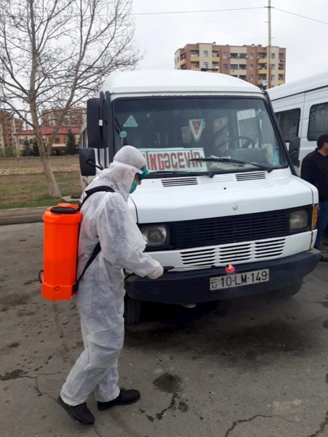 Regionların avtobus problemi: Fiziki məhdudiyyətli insanlar nəzərə alınmır (FOTOLAR) Regionların avtobus problemi: Fiziki məhdudiyyətli insanlar nəzərə alınmır (FOTOLAR)