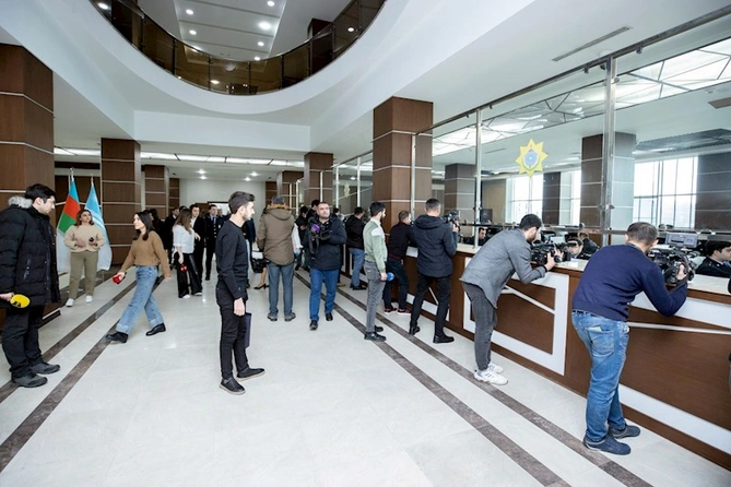 Bakı Baş Gömrük İdarəsinə mediatur təşkil edildi — FOTOLAR