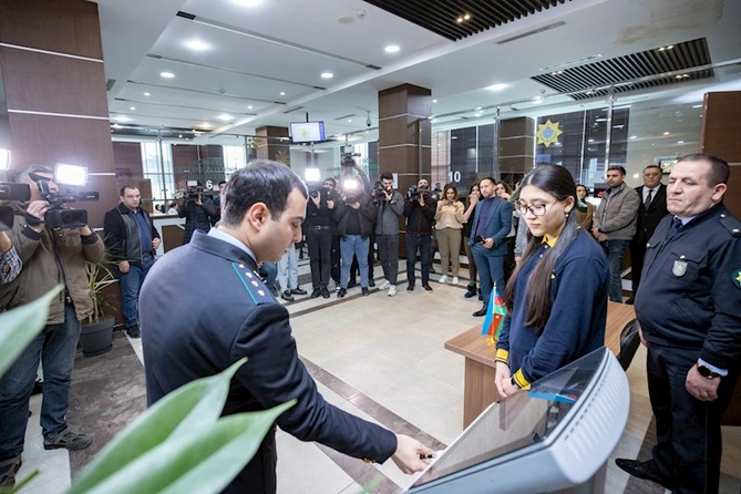 Bakı Baş Gömrük İdarəsinə mediatur təşkil edildi — FOTOLAR